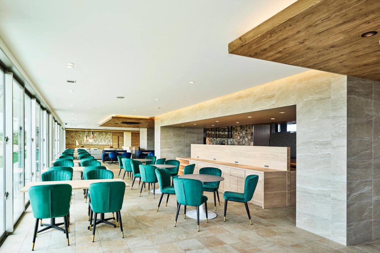 Watermark Hotel Okinawa Miyakojima Esterno foto